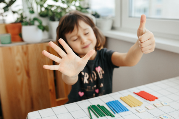 quantification-sense-girl-counting-600px